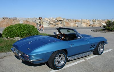 blue vette.JPG and 